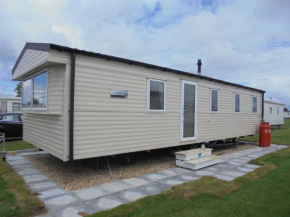 Kingfisher Seasons II 8 Berth Close to site entrance